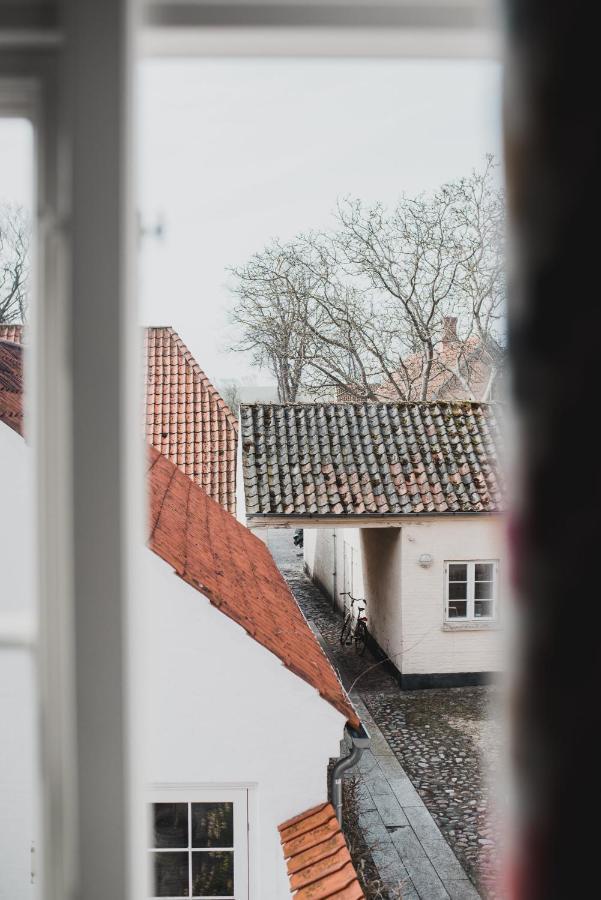 Ærøskøbing Kjobing Manor Bed & Breakfast エクステリア 写真