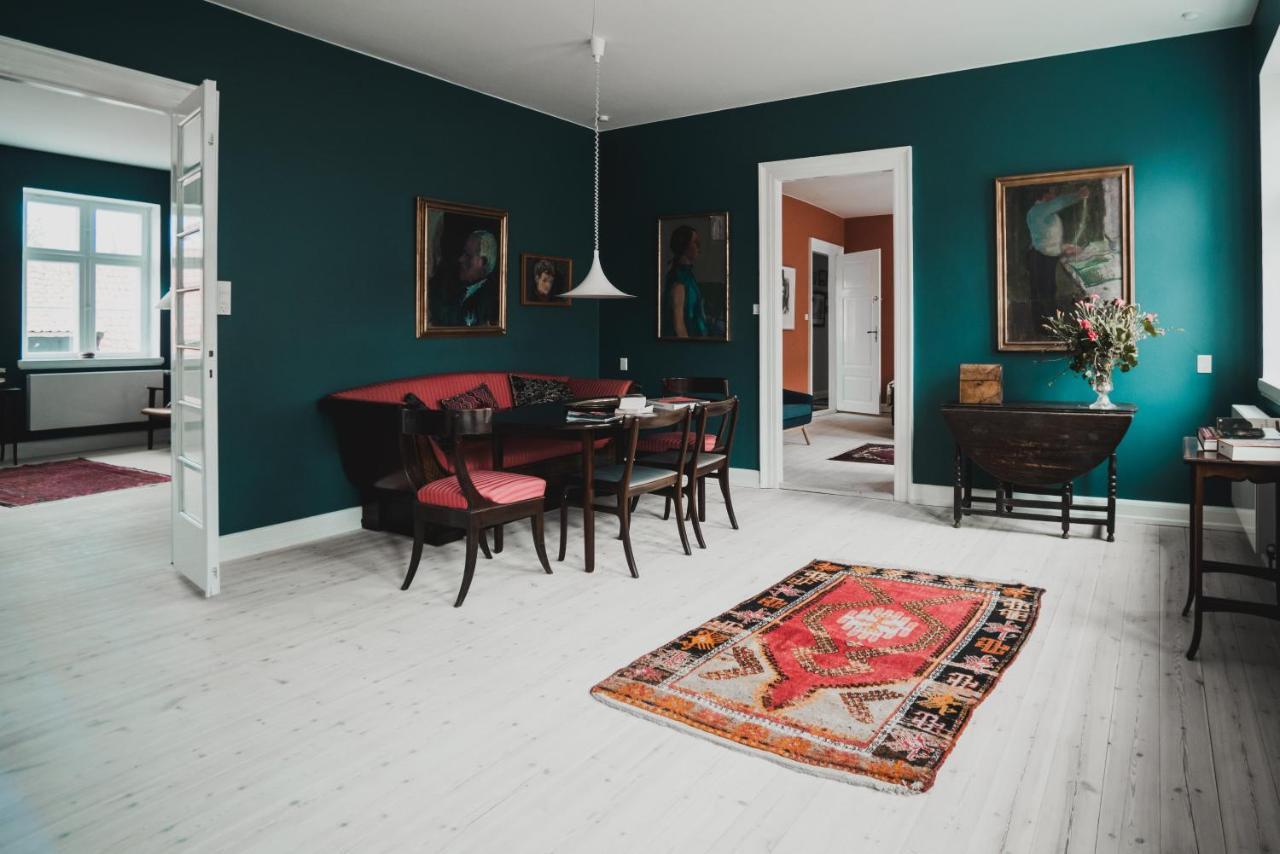 Ærøskøbing Kjobing Manor Bed & Breakfast エクステリア 写真