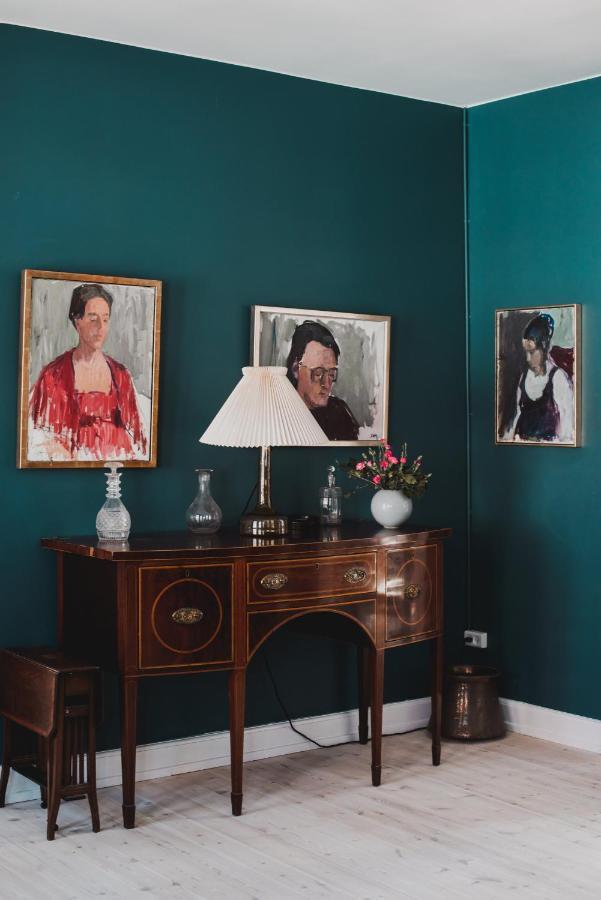 Ærøskøbing Kjobing Manor Bed & Breakfast エクステリア 写真